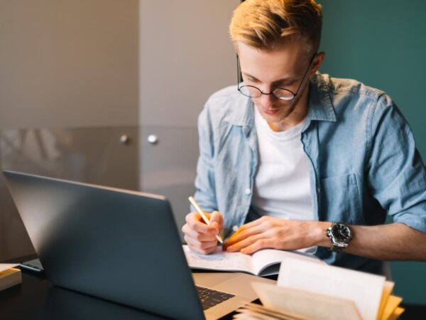 The Hidden Art of Ghostwriting: Inside the World of Academic Essays